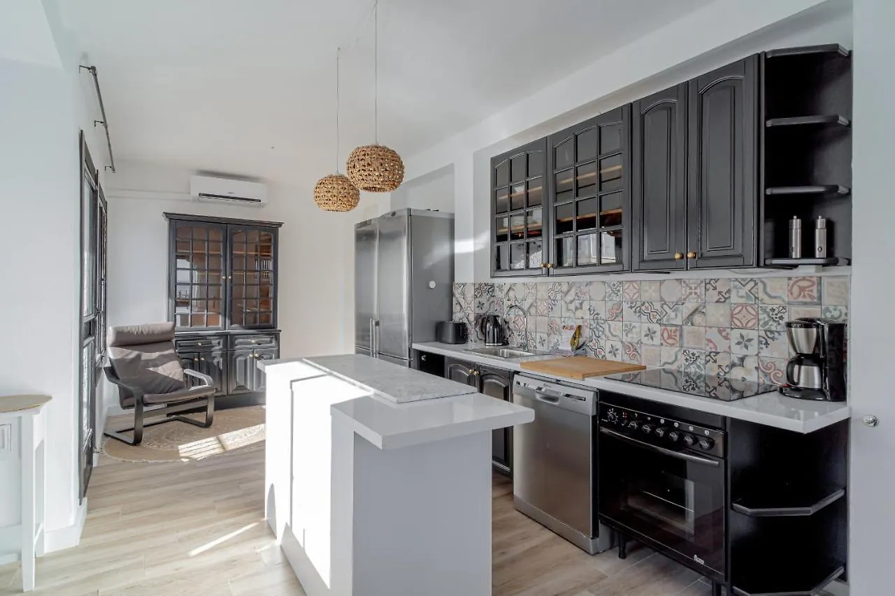 Marina Vista Paradise Casasol location
